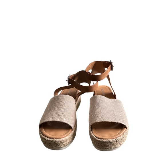 Soda Shoes/Sandal for Women size 10 Brown/Cream - Picture 2 of 9